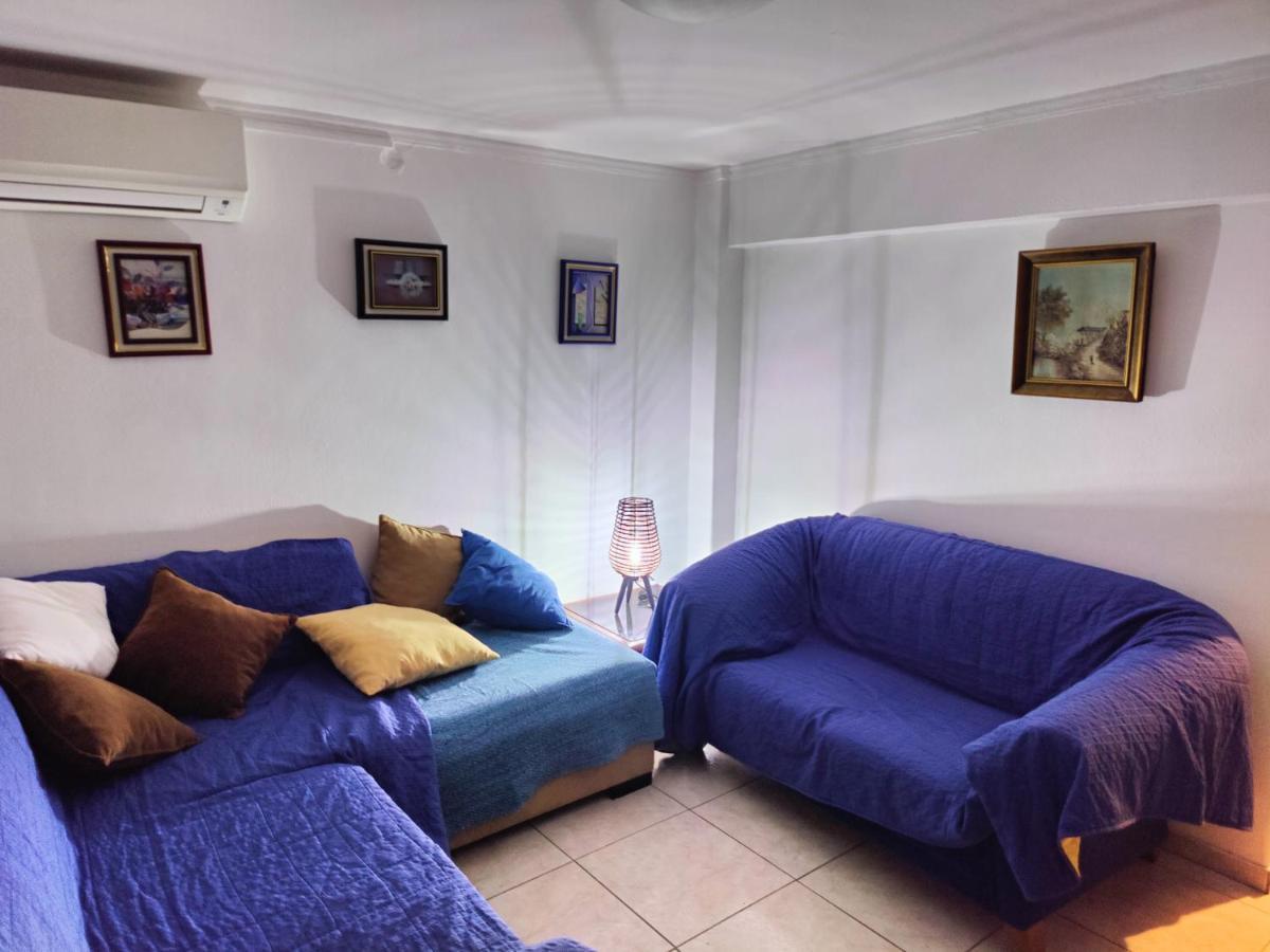 Art Apartment Syngrou Athena Bagian luar foto